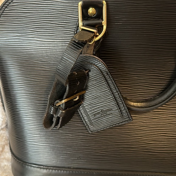 Authentic Louis Vuitton Black Alma MM - Picture 6 of 13